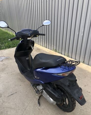 suzuki скутер: Скутер Honda, 50 куб. см, Бензин