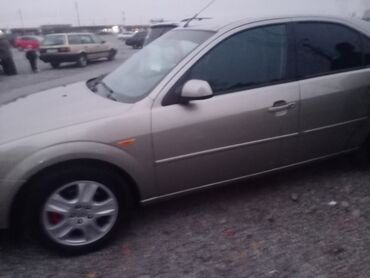 машина на закс: Ford Mondeo: 2002 г., 2 л, Автомат, Бензин, Хетчбек