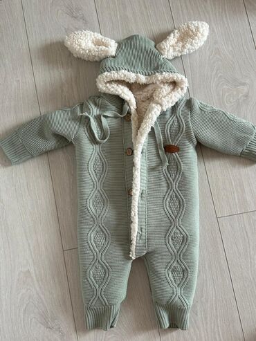 пуховой комбинезон для новорожденных: Новый комбинезон 6-9 месяцев 🇹🇷 надели только один раз Отдам за 1000