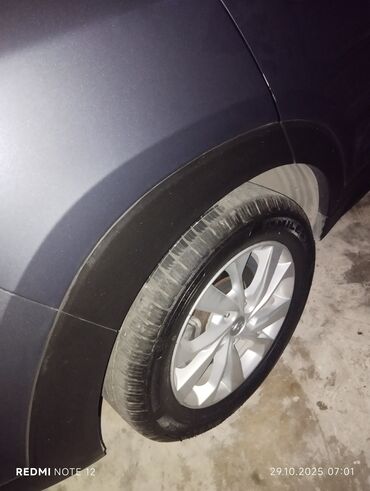 Hyundai: Hyundai Tucson: 2 l | Krossover — 6