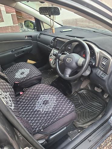 четырехколесный скутер с кабиной: Toyota WISH: 2004 г., Автомат, Бензин, Минивэн — 1
