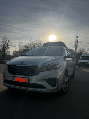 Kia: Kia Carnival: 2018 г., 2.2 л, Автомат, Дизель, Минивэн — 10