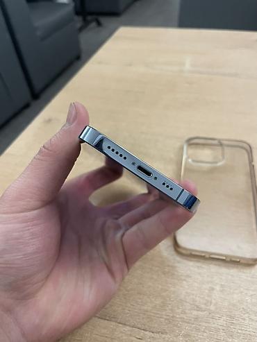 Apple iPhone: IPhone 13 Pro, Б/у, 128 ГБ, Графит, Чехол, 78 % — 13