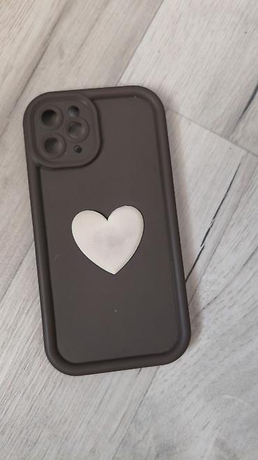 Чехлы: Набор чехлов для iPhone (разные модели, см. вырезы камеры на фото) — 7