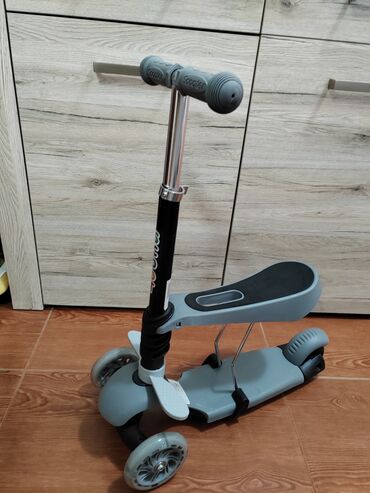 scooter trotinet: Deciji trotinet podesiv sa sedistem. NOVO