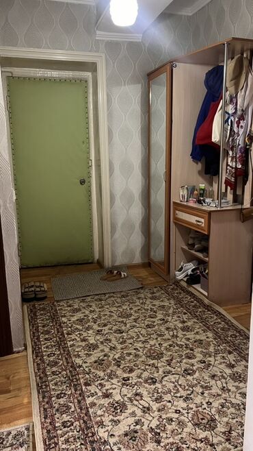 продаю 3 к квартиру: 3 бөлмө, 58 кв. м, 3 кабат