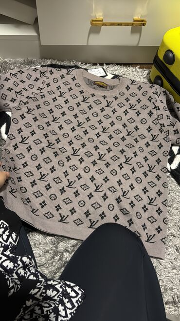 Köynək və bluzalar: Satilir yenidilar — 5