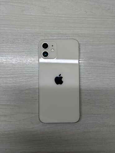 Apple iPhone: IPhone 12, Б/у, 128 ГБ, Белый, Зарядное устройство, Чехол, 74 % — 1