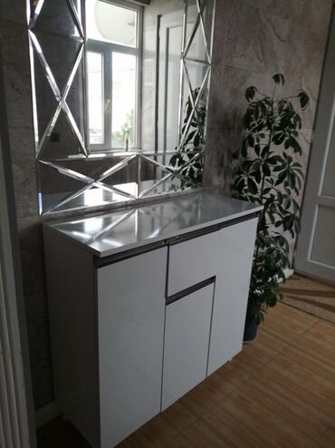 Qapıların təmiri: Mebel, pilləkanı və qapıları sifarişlə yığıb yerində quraşdırirıq — 3