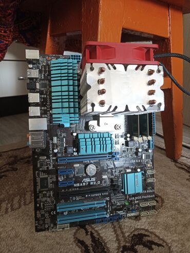 видеокарту ddr2 или ddr3: Энелик плата, Колдонулган, Asus, AM3+, ATX, ПК үчүн