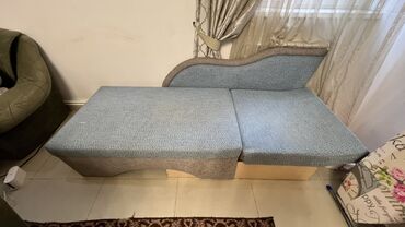 дешевые диваны в бишкеке: Диван-кровать, цвет - Голубой, Б/у