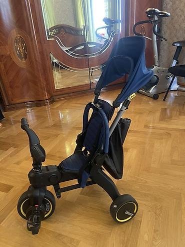 siniy traktor oyuncaq: 550azn e alınıb.markadı.istifade olunmayib demek olarki,evin içinde — 2