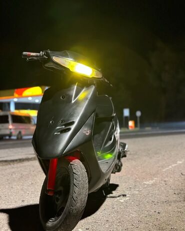 электро мотороллер с кузовом: Скутер Honda, 60 куб. см, Бензин, Б/у