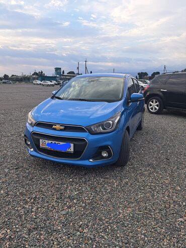 гибридные авто: Chevrolet Spark: 2017 г., 1 л, Автомат, Бензин