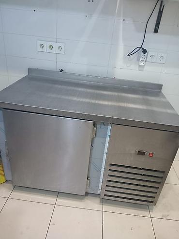 *SEVA XİRDALAN* Dəzgah soyuducu satilir. Ölçü 130*70 1 qapilidir