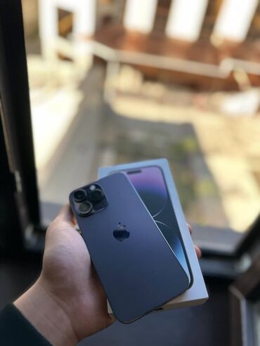 Apple iPhone: IPhone 14 Pro Max, Скидка 10%, Б/у, 256 ГБ, Deep Purple, Зарядное устройство, Защитное стекло, Чехол, 86 %