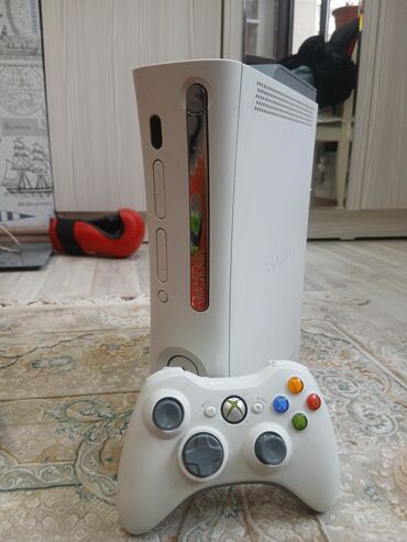 купить диск гта 5 на компьютер: Игровая консоль Xbox 360 (корпус белого цвета) с беспроводным