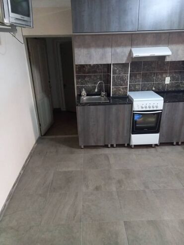 Офисы: Продаю Офис 105 м², С мебелью, Многоэтажное здание, Цокольный этаж этаж — 3