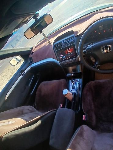 авто кондицанер: Honda Accord: 2004 г., 3 л, Автомат, Газ, Седан — 2