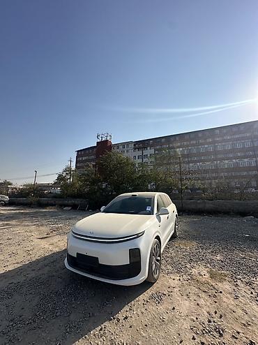 changan q5 2025: Lixiang L6: 2025 г., Гибрид, Кроссовер — 1