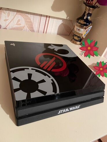 ikinci el ps4: Ps4 pro Star wars limited edition 1 TB praşifka deyil 1 orjinal