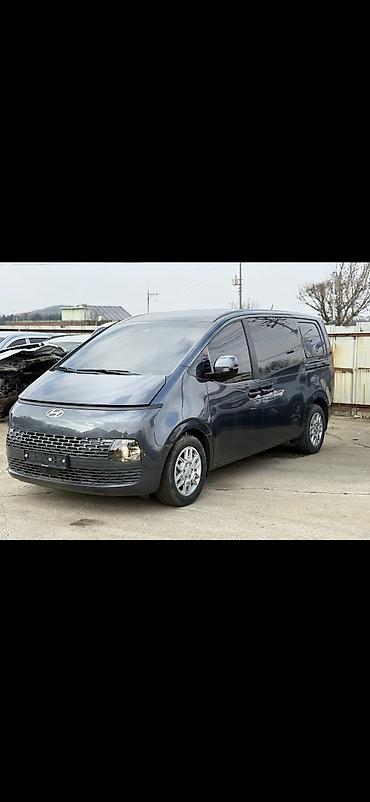 Hyundai: Hyundai Staria: 2022 г., 3.5 л, Автомат, Газ, Минивэн — 1