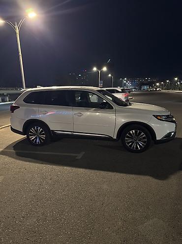 subaru oudback: Mitsubishi Outlander: 2020 г., 2.4 л, Вариатор, Бензин, Кроссовер — 6