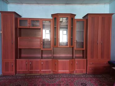 стенку в зал гостиную: Срочно продаю стенку в отличном состоянии!!