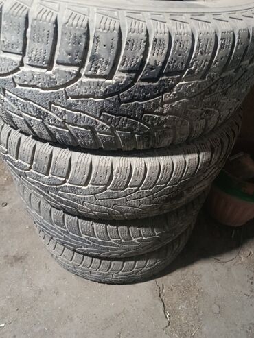 купить шины в бишкеке бу: Продаю зимнию резину в хорошем состоянии at lalafo.kg купить шины в бишкеке бу: Продаю зимнию резину в хорошем состоянии
