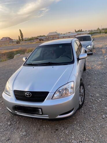стар шина: Toyota Corolla: 2002 г., 1.6 л, Механика, Бензин, Седан