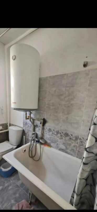 кызыл туу дом: 65 м², 4 комнаты, Парковка, Забор, огорожен