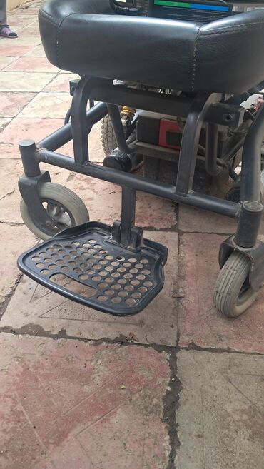 Əlil arabaları: Elektrikli əlil arabası - Güclü elektrik mühərriki və arxa təkərlərdə — 5