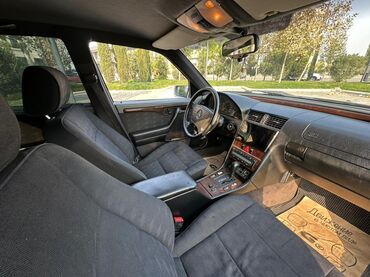 Mercedes-Benz: Mercedes-Benz C-Class: 2.2 l | 1996 il Sedan — 11