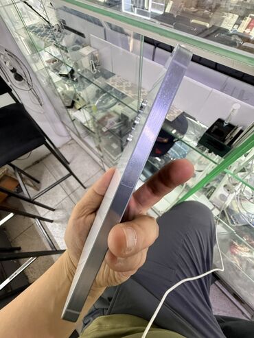 Samsung: Samsung Galaxy A55, Б/у, 128 ГБ, цвет - Белый, 2 SIM — 6