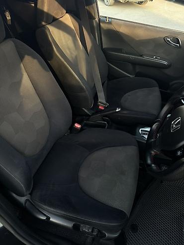 авто вкуп фит: Honda Fit: 2003 г., 1.5 л, Вариатор, Бензин — 7