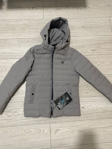 купить куртку мужскую в бишкеке: Куртка L (EU 40), цвет - Серый