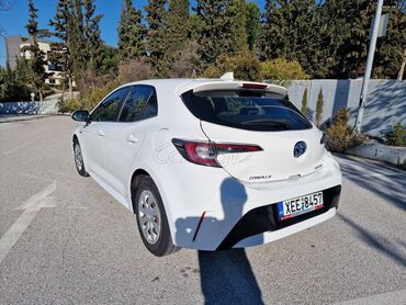 Toyota: Toyota Corolla: 1.8 l. | 2020 έ. Χάτσμπακ — 3