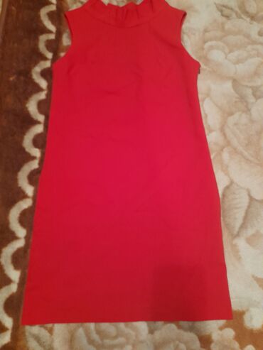 платье красное: Повседневное платье, Прямое, M (EU 38)