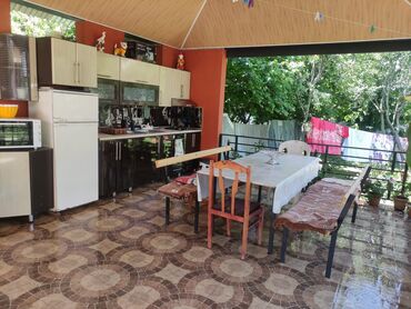 Günlük kirayə evlər: 125 kv. m, 4 otaqlı, Su, Qaz, İşıq — 17