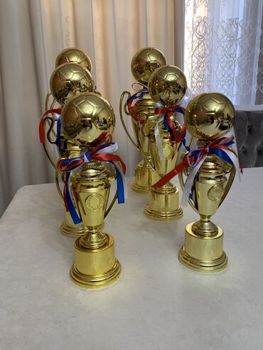 золото комплект бишкеке: Спортивные кубки комплект из 3 шт (3) место отличное качество