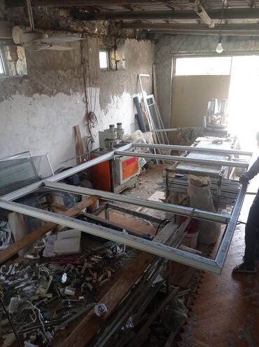 Plastik pəncərələr: Plastik pəncərə və qapıjalüzlər,cam balkon, siyirtmə setqalar hər — 22