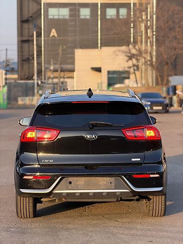 Kia: Kia Niro: 2017 г., 1.6 л, Автомат, Гибрид, Хэтчбэк — 4