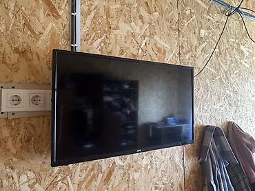 айфон 7 с: Телевизор JVC, диагональ около 32" (80 см). Плоская панель, тонкая — 2