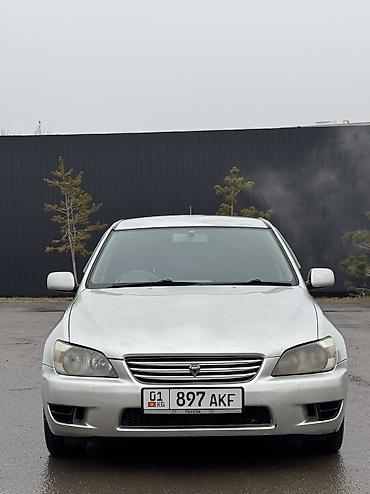 Toyota: Toyota Altezza: 2001 г., 2 л, Автомат, Бензин, Седан at lalafo.kg — 5 Toyota: Toyota Altezza: 2001 г., 2 л, Автомат, Бензин, Седан — 5