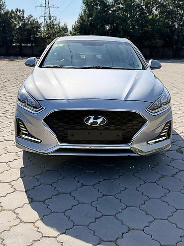 Hyundai Sonata: 2023 г., 2 л, Автомат, Газ, Седан