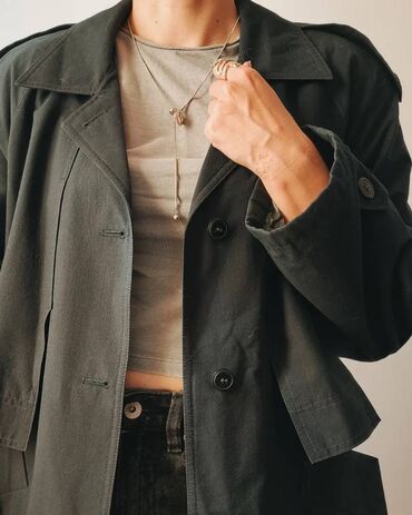 Mantili: S (EU 36), Polovno, Sa postavom, Jednobojni, bоја - Crna — 5