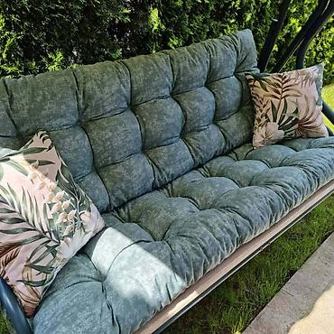 Jastuci: Jastuci za baštenske ljuljaske 130x50cm-5700 din 150x50cm -6200 din — 5