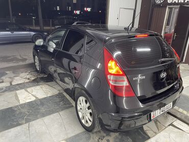 Hyundai: Hyundai i30: 2008 г., 1.5 л, Механика, Дизель