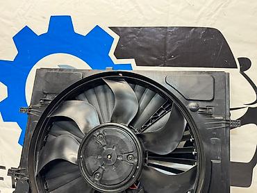 Вентиляторы: Вентилятор Mercedes-Benz 2022 г., Новый, Оригинал, Германия — 2