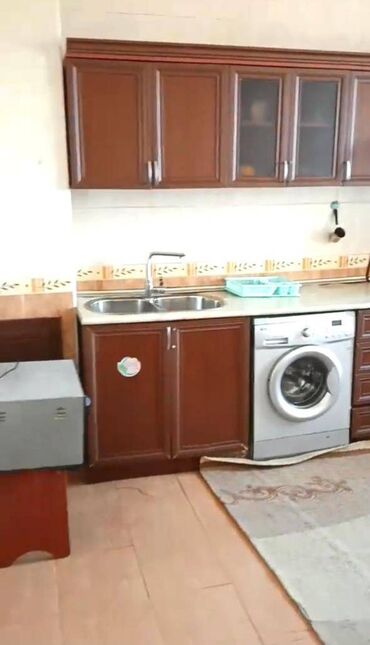 Uzunmüddətli kirayə mənzillər: Sumqayıtda Tam Təmirli, Əşyalı 2 otaqlı Mənzil kirayə verilir. Aylıq  — 7